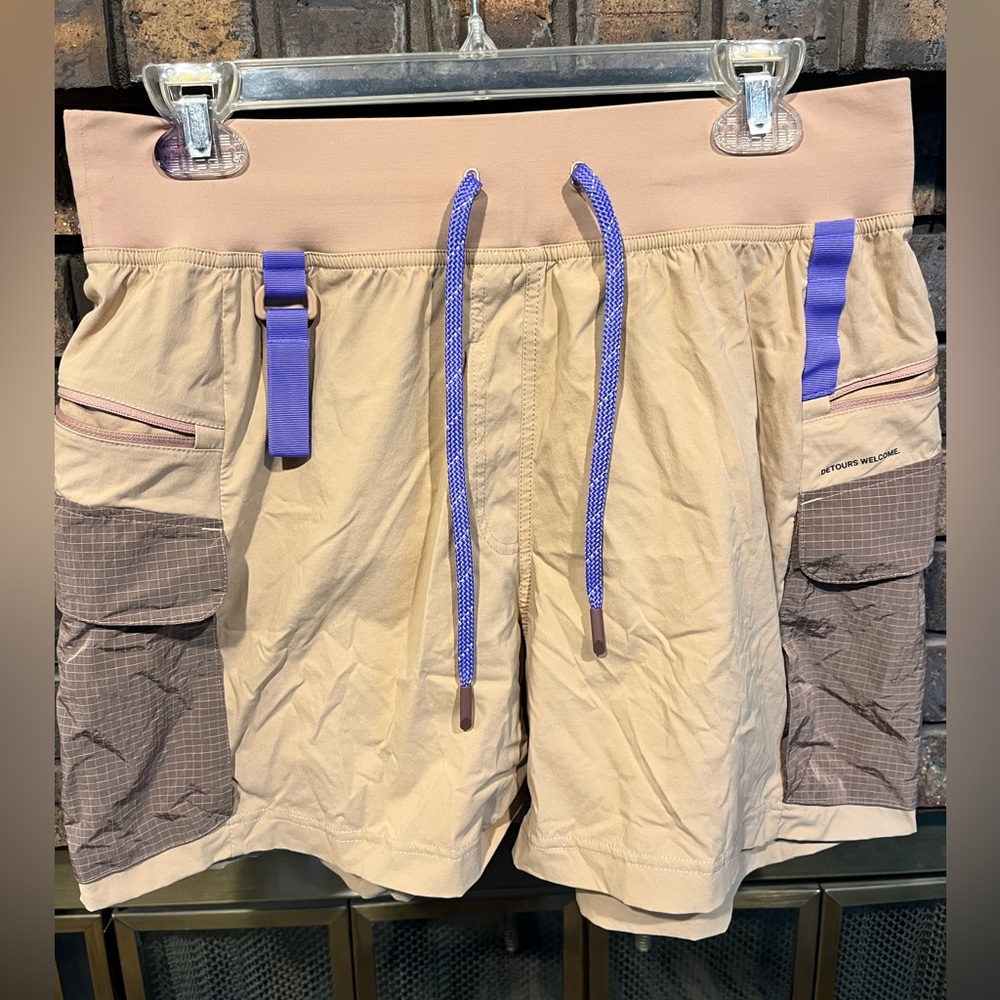 Lululemon Athletica Tan and Purple Athletic Shorts Lightweight Design